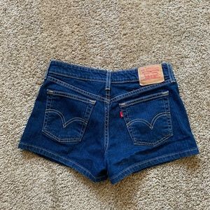 Levi shorts (new)